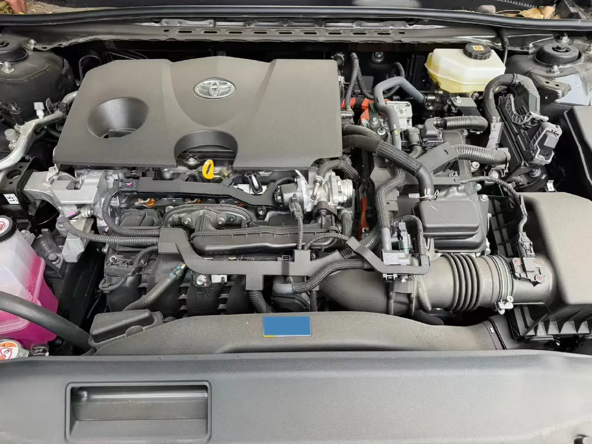 2025 Toyota Camry 2.0L 152HP L4 E-CVT Hybrid,autocango,china used car exporter,china ev exporter,chinese used car exporter,chinese used ev exporter