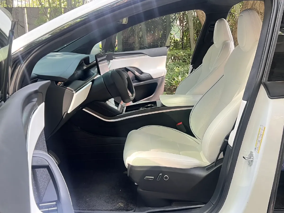 2023 Tesla Model X BEV 100KWH,autocango,china used car exporter,china ev exporter,chinese used car exporter,chinese used ev exporter
