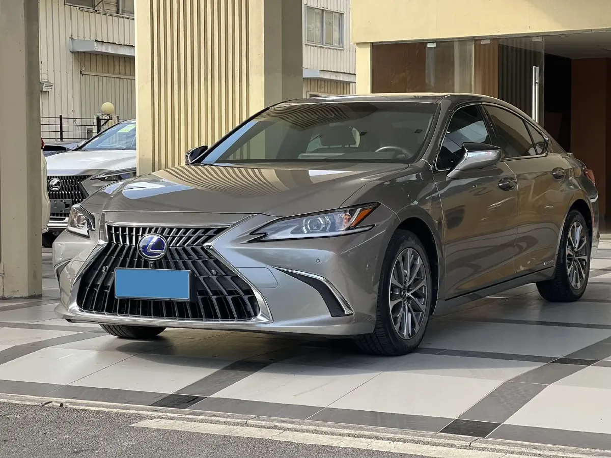 2021 Lexus ES 2.5L 178HP L4 E-CVT Hybrid,autocango,china used car exporter,china ev exporter,chinese used car exporter,chinese used ev exporter