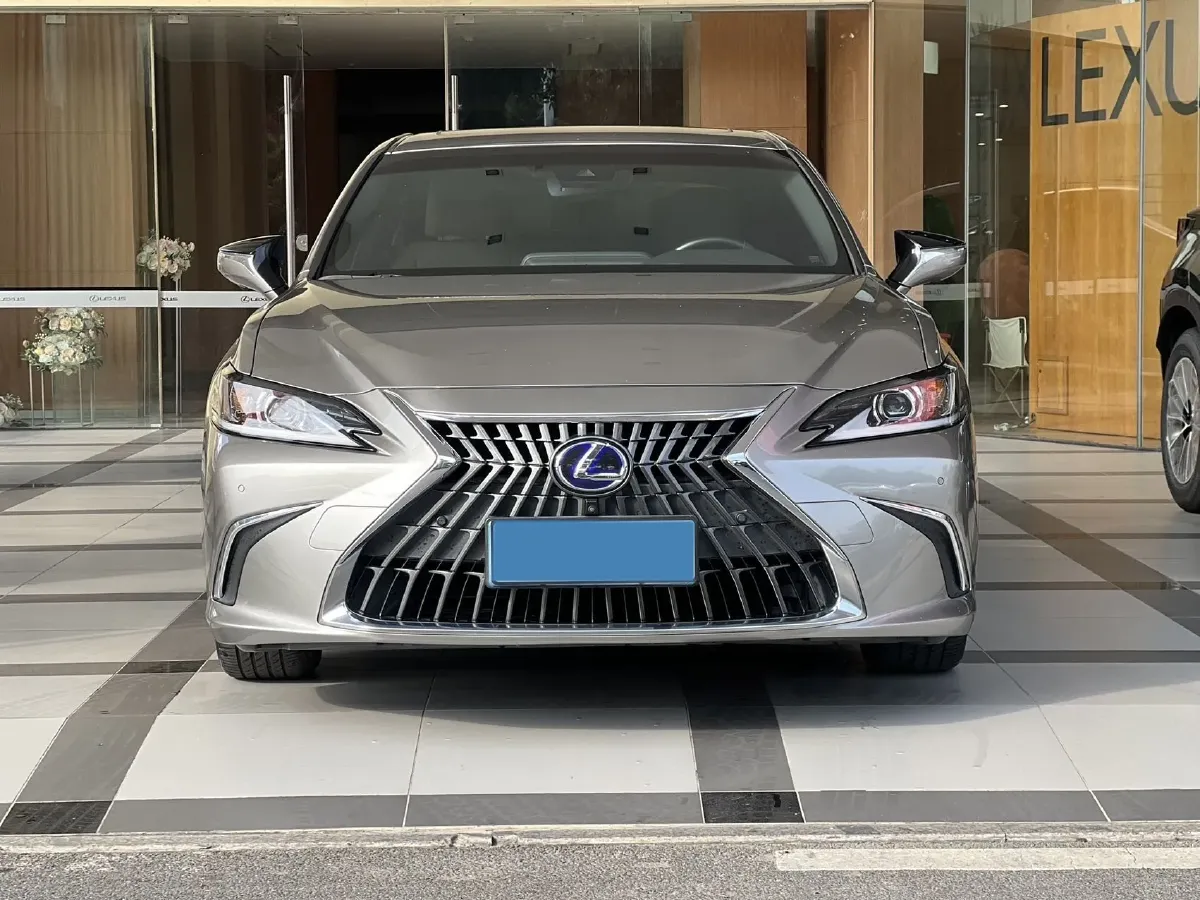 2021 Lexus ES 2.5L 178HP L4 E-CVT Hybrid,autocango,china used car exporter,china ev exporter,chinese used car exporter,chinese used ev exporter