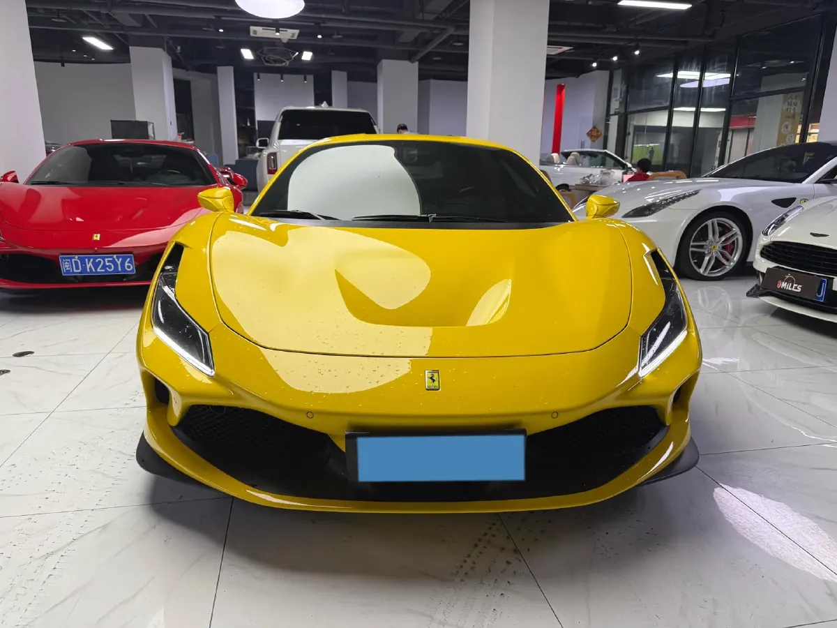 2019 Aston Martin DB11 5.2T 639HP V12 8AT,autocango,china used car exporter,china ev exporter,chinese used car exporter,chinese used ev exporter