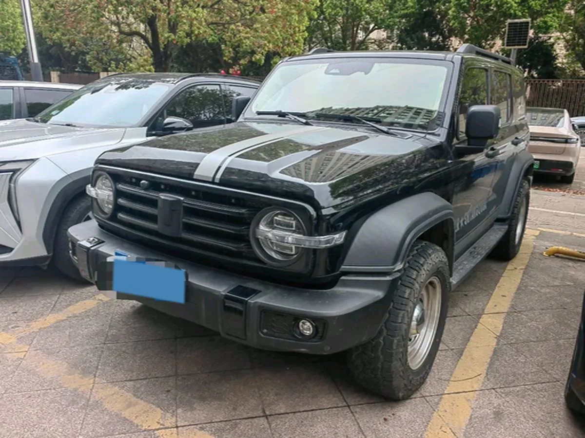 2021 Tank 300 2.0T 227HP L4 8AT,autocango,china used car exporter,china ev exporter,chinese used car exporter,chinese used ev exporter
