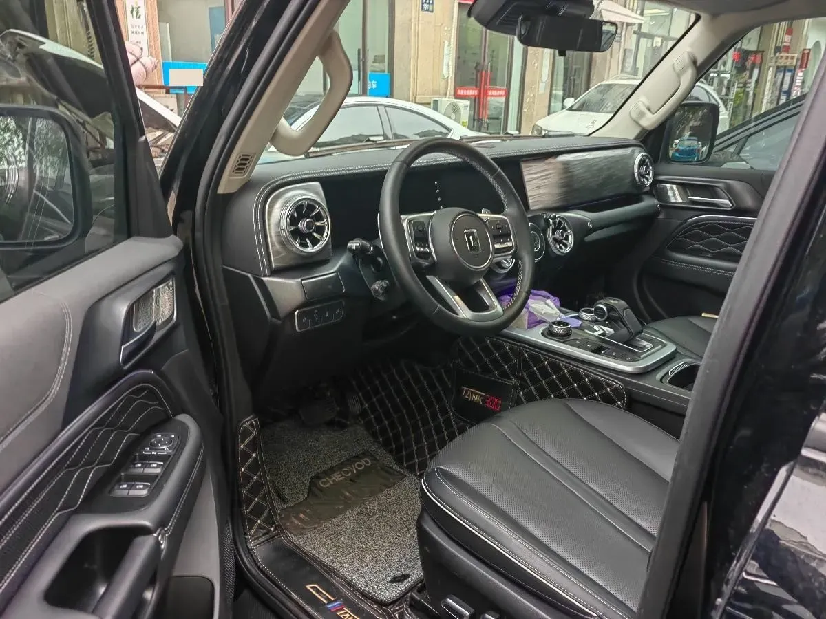 2021 Tank 300 2.0T 227HP L4 8AT,autocango,china used car exporter,china ev exporter,chinese used car exporter,chinese used ev exporter