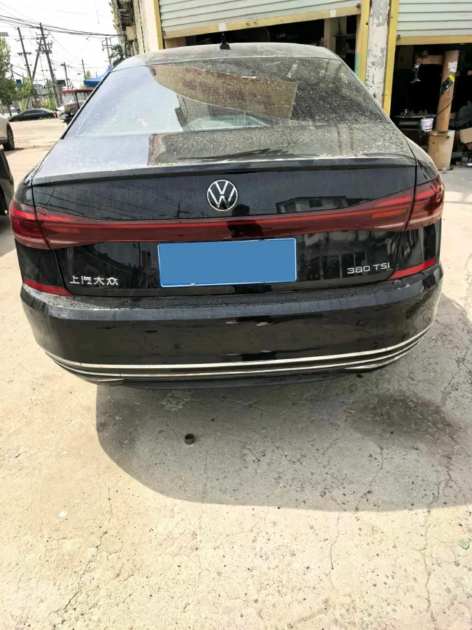 2025 Volkswagen Passat 2.0T 220HP L4 7DCT,autocango,china used car exporter,china ev exporter,chinese used car exporter,chinese used ev exporter