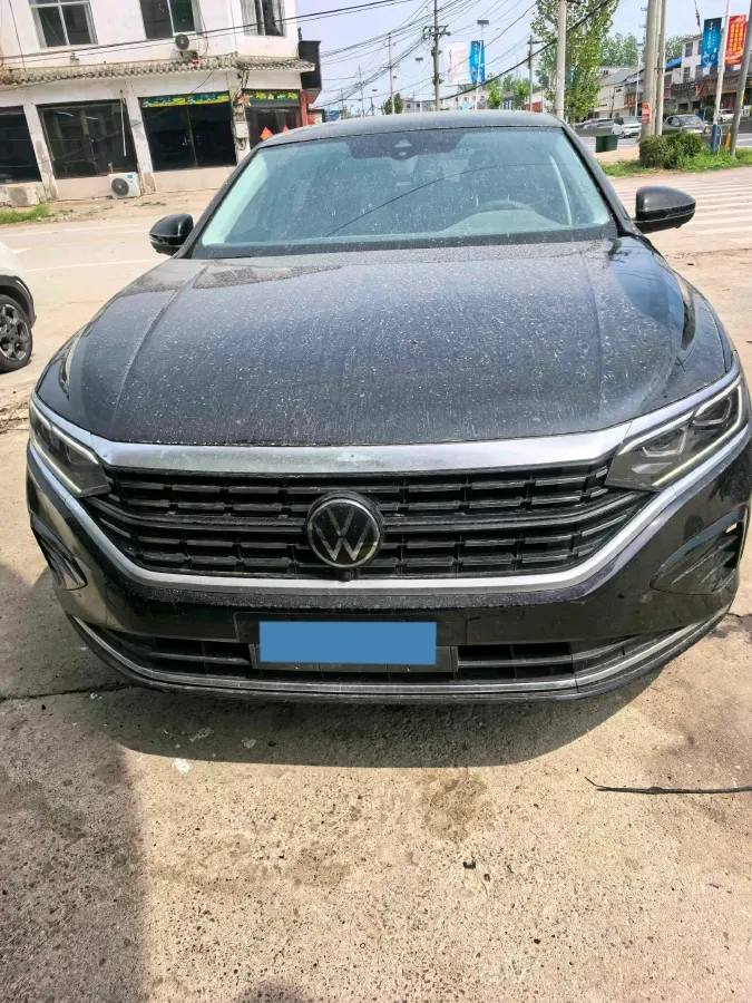 2025 Volkswagen Passat 2.0T 220HP L4 7DCT,autocango,china used car exporter,china ev exporter,chinese used car exporter,chinese used ev exporter