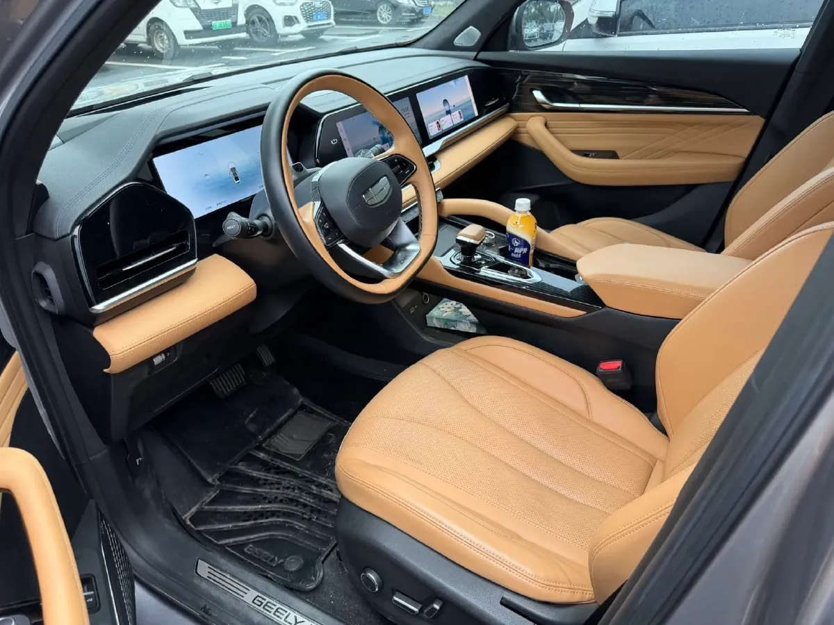 2024 Geely Monjaro 1.5T 163HP L4 3DHT Hybrid,autocango,china used car exporter,china ev exporter,chinese used car exporter,chinese used ev exporter