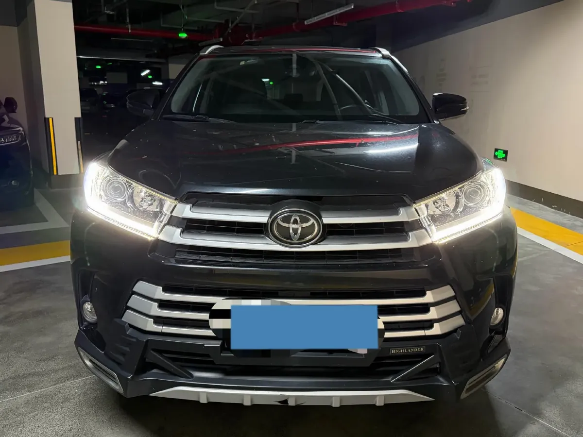 2018 Toyota Highlander 2.0T 220HP L4 6AT,autocango,china used car exporter,china ev exporter,chinese used car exporter,chinese used ev exporter