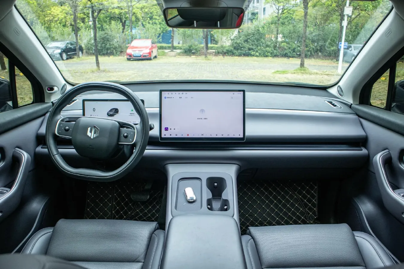 2024 Leapmotor C10 1.5L 95HP L4 REEV 28.4KWH,autocango,china used car exporter,china ev exporter,chinese used car exporter,chinese used ev exporter