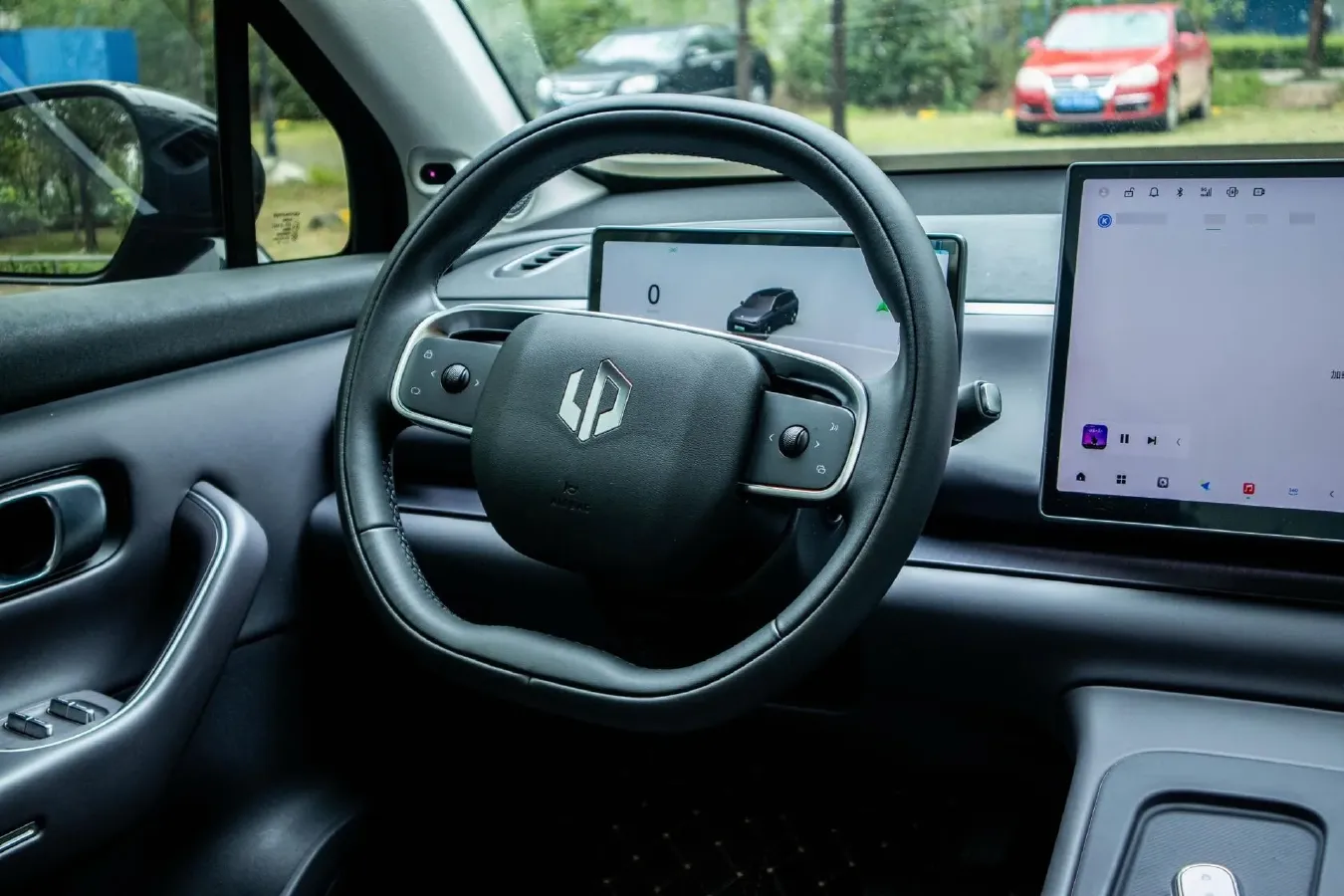 2024 Leapmotor C10 1.5L 95HP L4 REEV 28.4KWH,autocango,china used car exporter,china ev exporter,chinese used car exporter,chinese used ev exporter