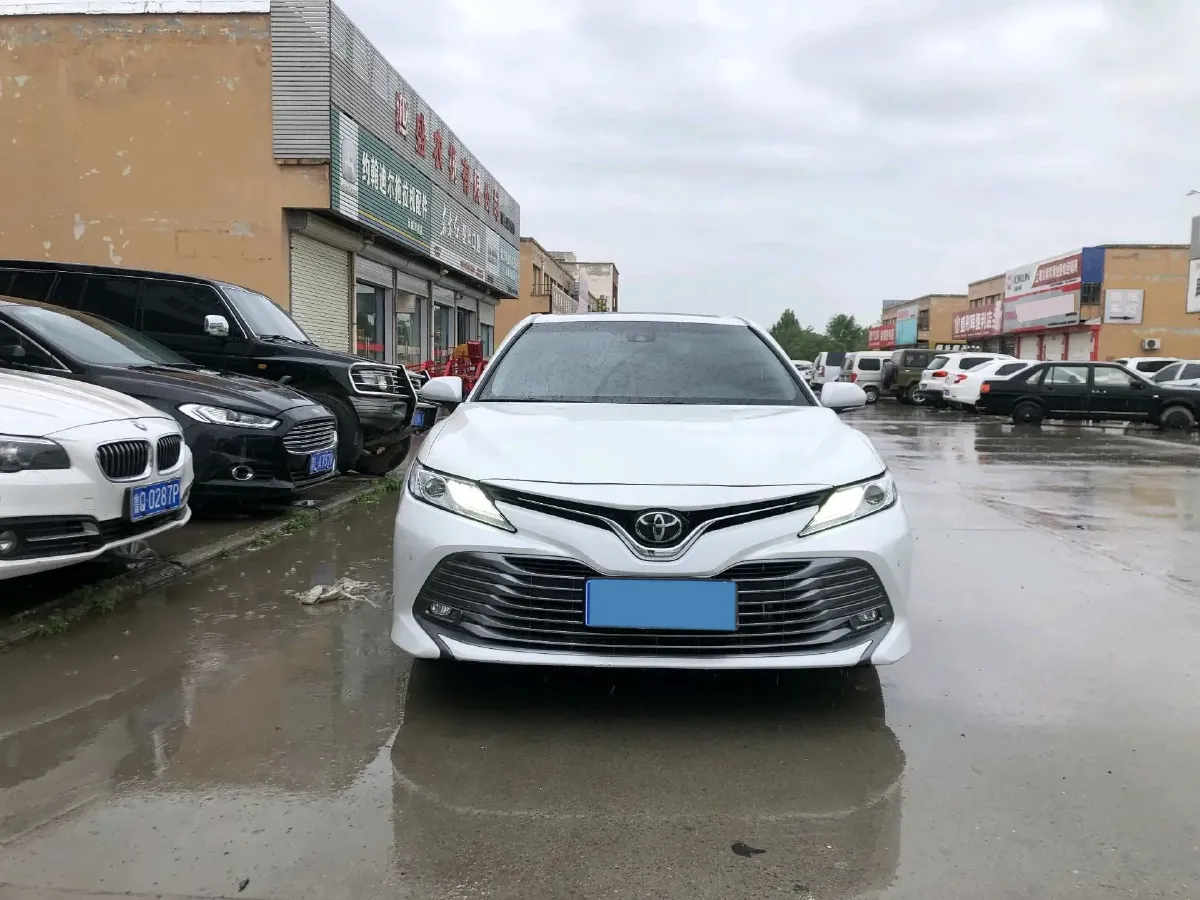 2019 Toyota Camry 2.0L 178HP L4 CVT,autocango,china used car exporter,china ev exporter,chinese used car exporter,chinese used ev exporter