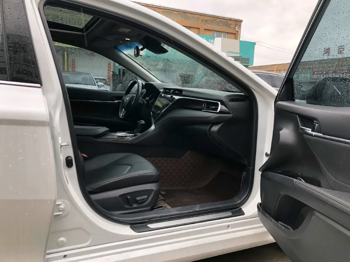 2019 Toyota Camry 2.0L 178HP L4 CVT,autocango,china used car exporter,china ev exporter,chinese used car exporter,chinese used ev exporter