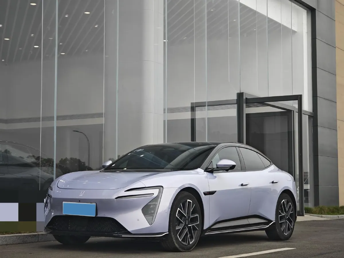 2025 Avatr 06 REEV 156HP REEV,autocango,china used car exporter,china ev exporter,chinese used car exporter,chinese used ev exporter