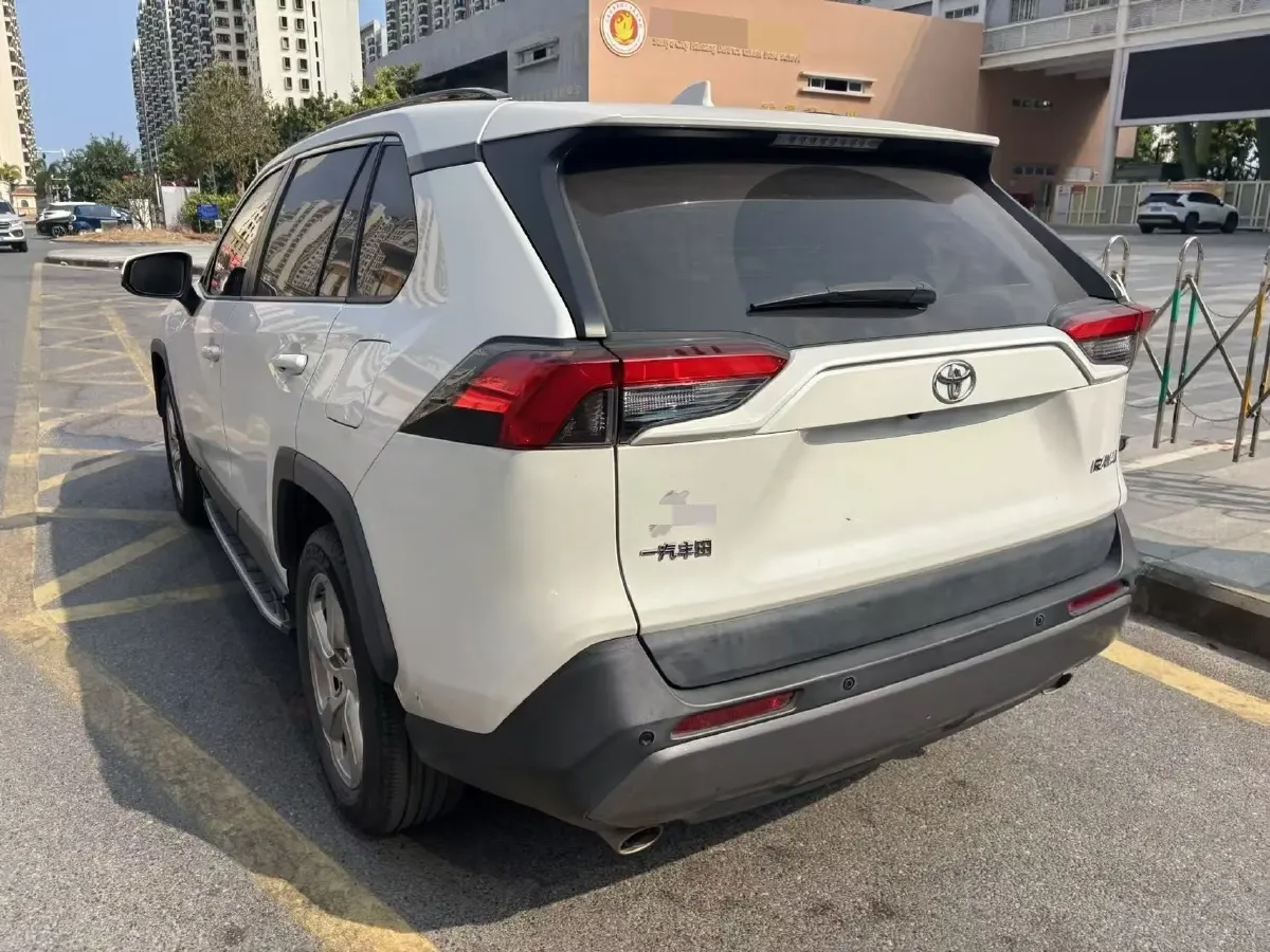 2020 Toyota RAV4 2.0L 171HP L4 CVT,autocango,china used car exporter,china ev exporter,chinese used car exporter,chinese used ev exporter