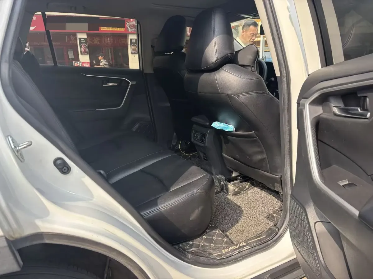 2020 Toyota RAV4 2.0L 171HP L4 CVT,autocango,china used car exporter,china ev exporter,chinese used car exporter,chinese used ev exporter