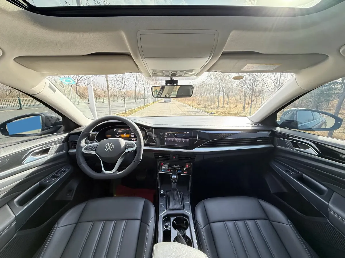 2023 Volkswagen Passat 1.4T 150HP L4 7DCT,autocango,china used car exporter,china ev exporter,chinese used car exporter,chinese used ev exporter