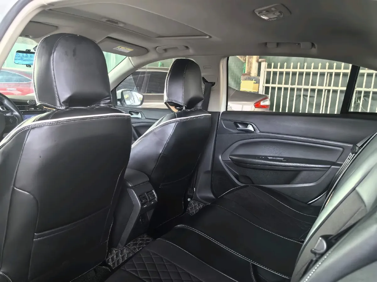 2018 Peugeot 408 1.6T 167HP L4 6AT,autocango,china used car exporter,china ev exporter,chinese used car exporter,chinese used ev exporter