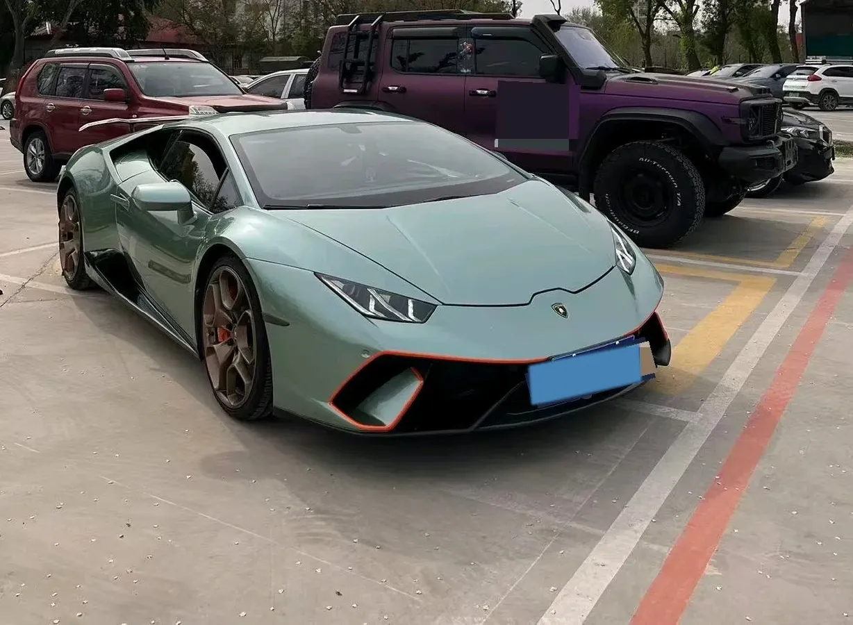 2016 Lamborghini Huracán 5.2L 600HP V10 7DCT,autocango,china used car exporter,china ev exporter,chinese used car exporter,chinese used ev exporter
