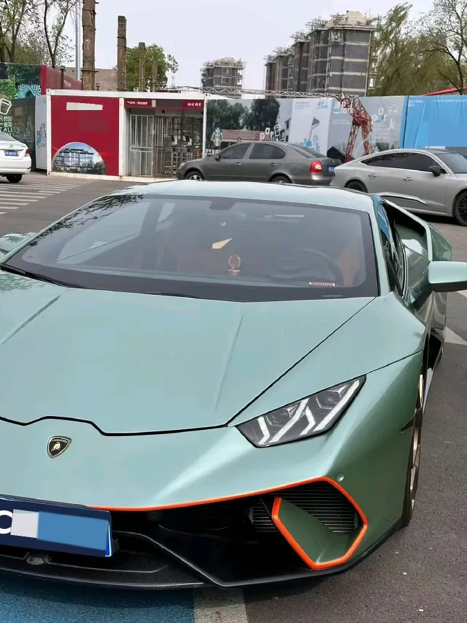 2016 Lamborghini Huracán 5.2L 600HP V10 7DCT,autocango,china used car exporter,china ev exporter,chinese used car exporter,chinese used ev exporter