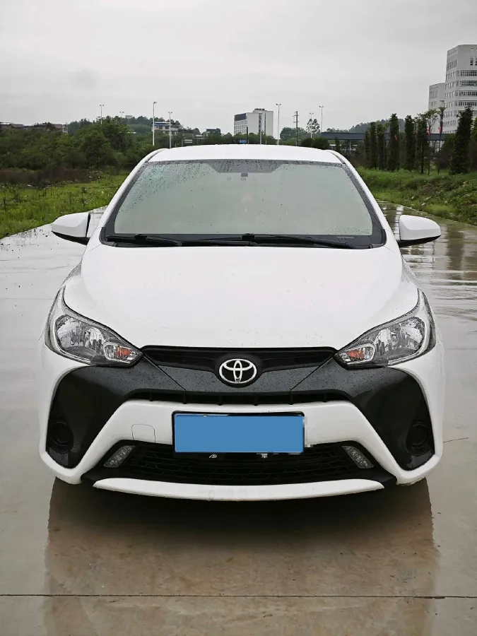 2017 Toyota Yaris L 1.5L 107HP L4 CVT,autocango,china used car exporter,china ev exporter,chinese used car exporter,chinese used ev exporter