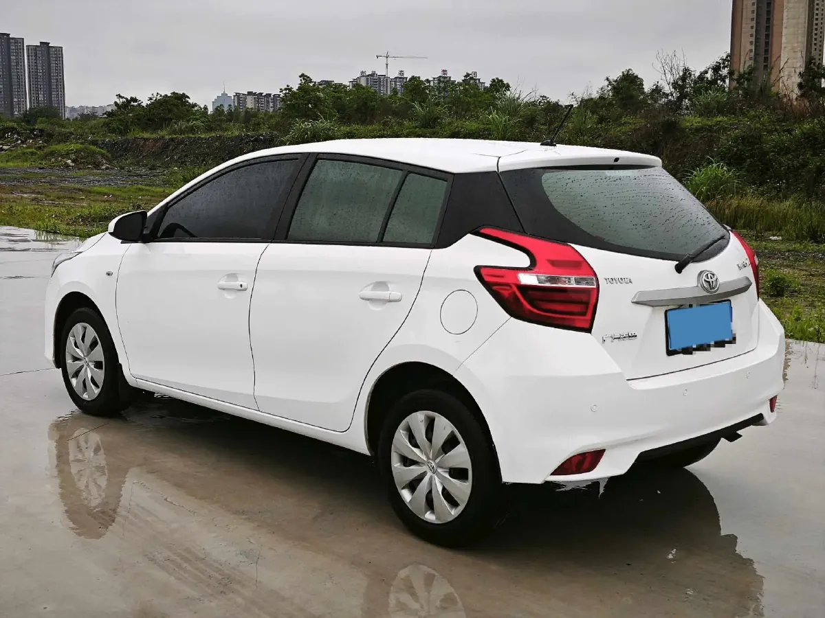 2017 Toyota Yaris L 1.5L 107HP L4 CVT,autocango,china used car exporter,china ev exporter,chinese used car exporter,chinese used ev exporter