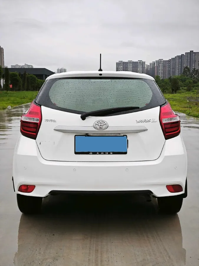 2017 Toyota Yaris L 1.5L 107HP L4 CVT,autocango,china used car exporter,china ev exporter,chinese used car exporter,chinese used ev exporter