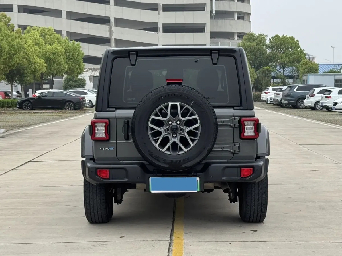 2021 Jeep Wrangler 2.0T 266HP L4 8AT PHEV 17KWH,autocango,china used car exporter,china ev exporter,chinese used car exporter,chinese used ev exporter