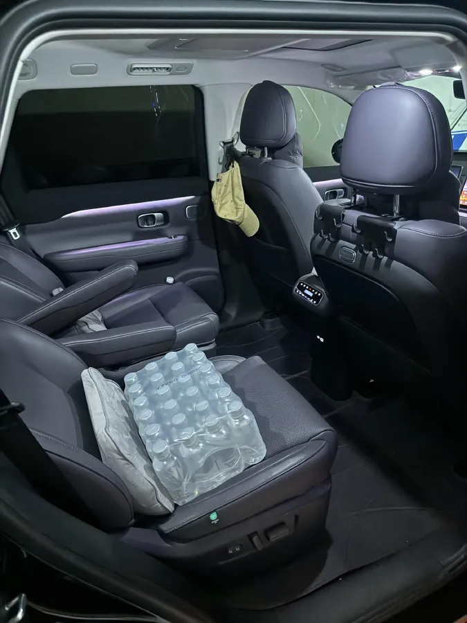 2024 Leapmotor C10 1.5L 95HP L4 REEV 28.4KWH,autocango,china used car exporter,china ev exporter,chinese used car exporter,chinese used ev exporter