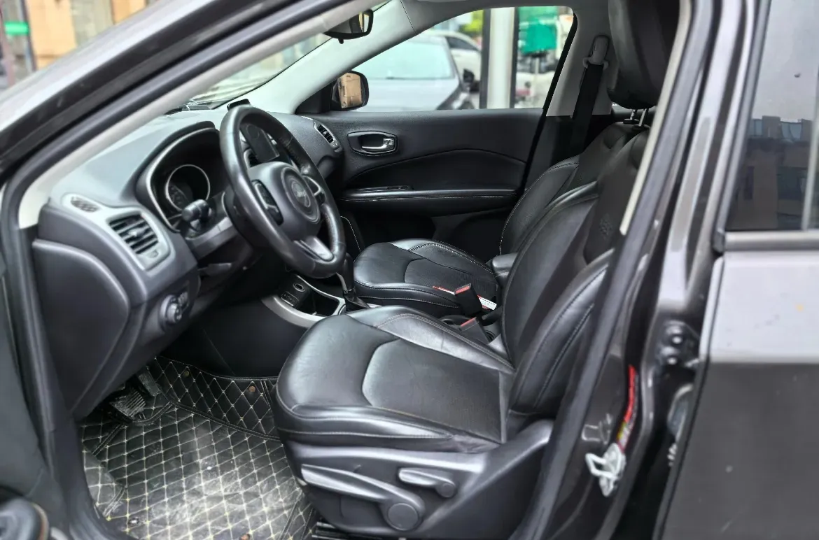 2017 Jeep Compass 1.4T 165HP L4 7DCT,autocango,china used car exporter,china ev exporter,chinese used car exporter,chinese used ev exporter