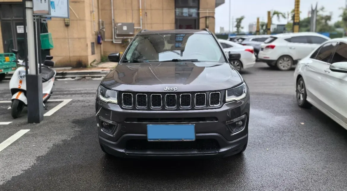 2017 Jeep Compass 1.4T 165HP L4 7DCT,autocango,china used car exporter,china ev exporter,chinese used car exporter,chinese used ev exporter
