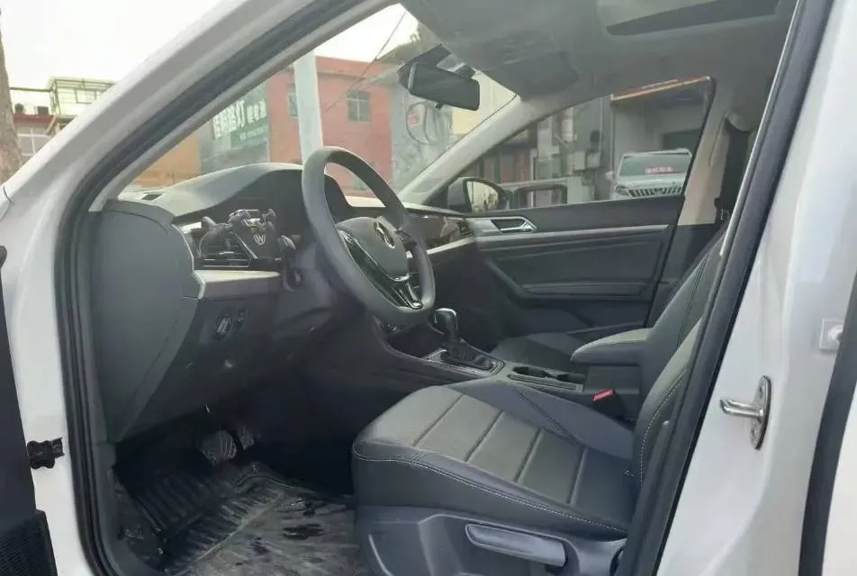 2022 Foton TuYaNuo 2.8T 177HP L4 6MT,autocango,china used car exporter,china ev exporter,chinese used car exporter,chinese used ev exporter