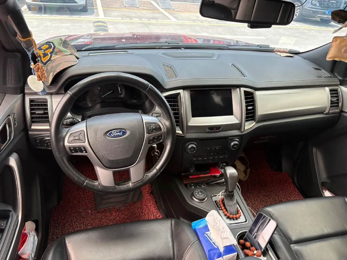 2017 Ford Everest 2.0T 245HP L4 6AT,autocango,china used car exporter,china ev exporter,chinese used car exporter,chinese used ev exporter