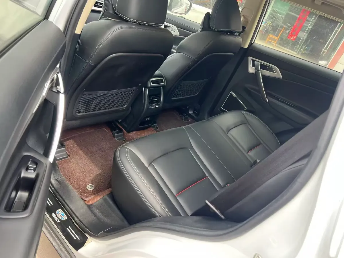 2020 Roewe i6 1.5T 169HP L4 7DCT,autocango,china used car exporter,china ev exporter,chinese used car exporter,chinese used ev exporter