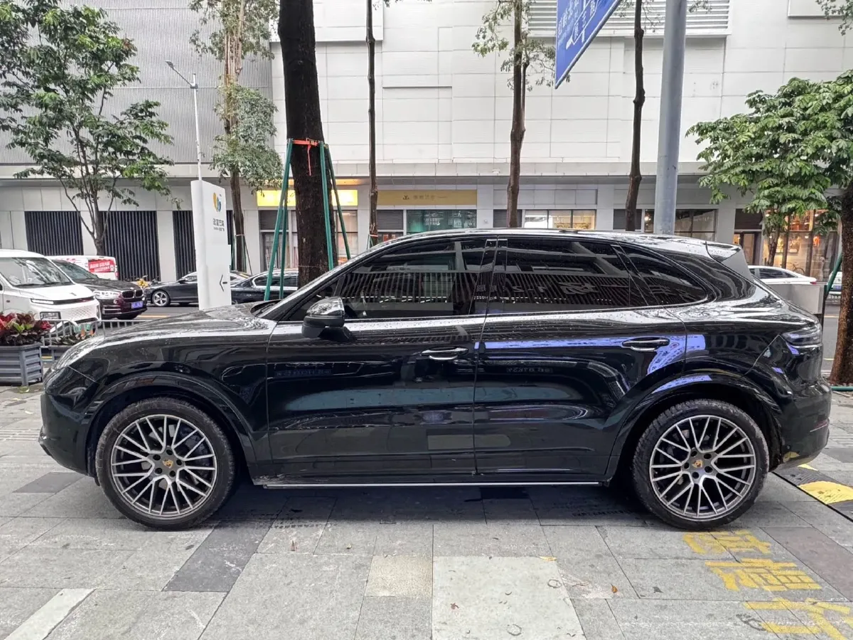 2023 Porsche Cayenne 2.9T 440HP V6 8AT,autocango,china used car exporter,china ev exporter,chinese used car exporter,chinese used ev exporter