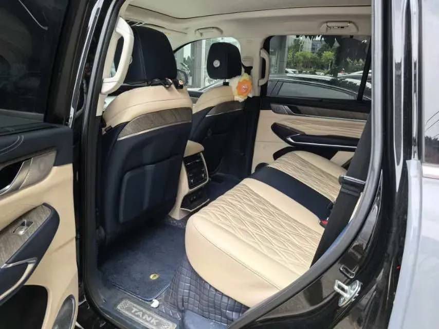 2023 Tank 500 2.0T 252HP L4 9AT PHEV 37.1KWH,autocango,china used car exporter,china ev exporter,chinese used car exporter,chinese used ev exporter