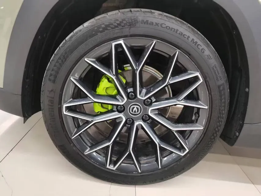 2022 ChangAn UNI-T 1.5T 188HP L4 7DCT,autocango,china used car exporter,china ev exporter,chinese used car exporter,chinese used ev exporter