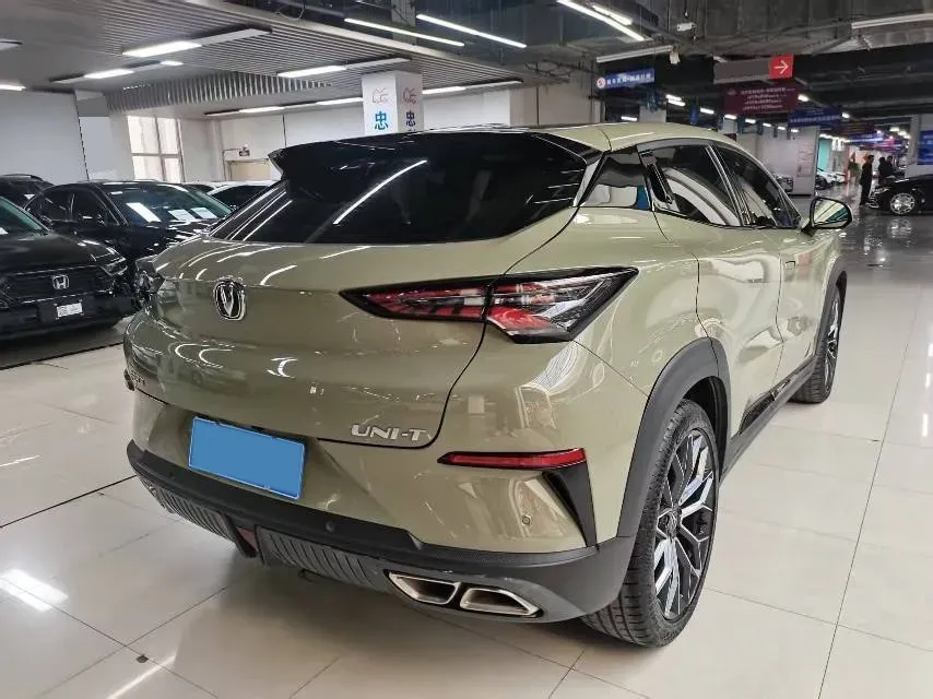 2022 ChangAn UNI-T 1.5T 188HP L4 7DCT,autocango,china used car exporter,china ev exporter,chinese used car exporter,chinese used ev exporter