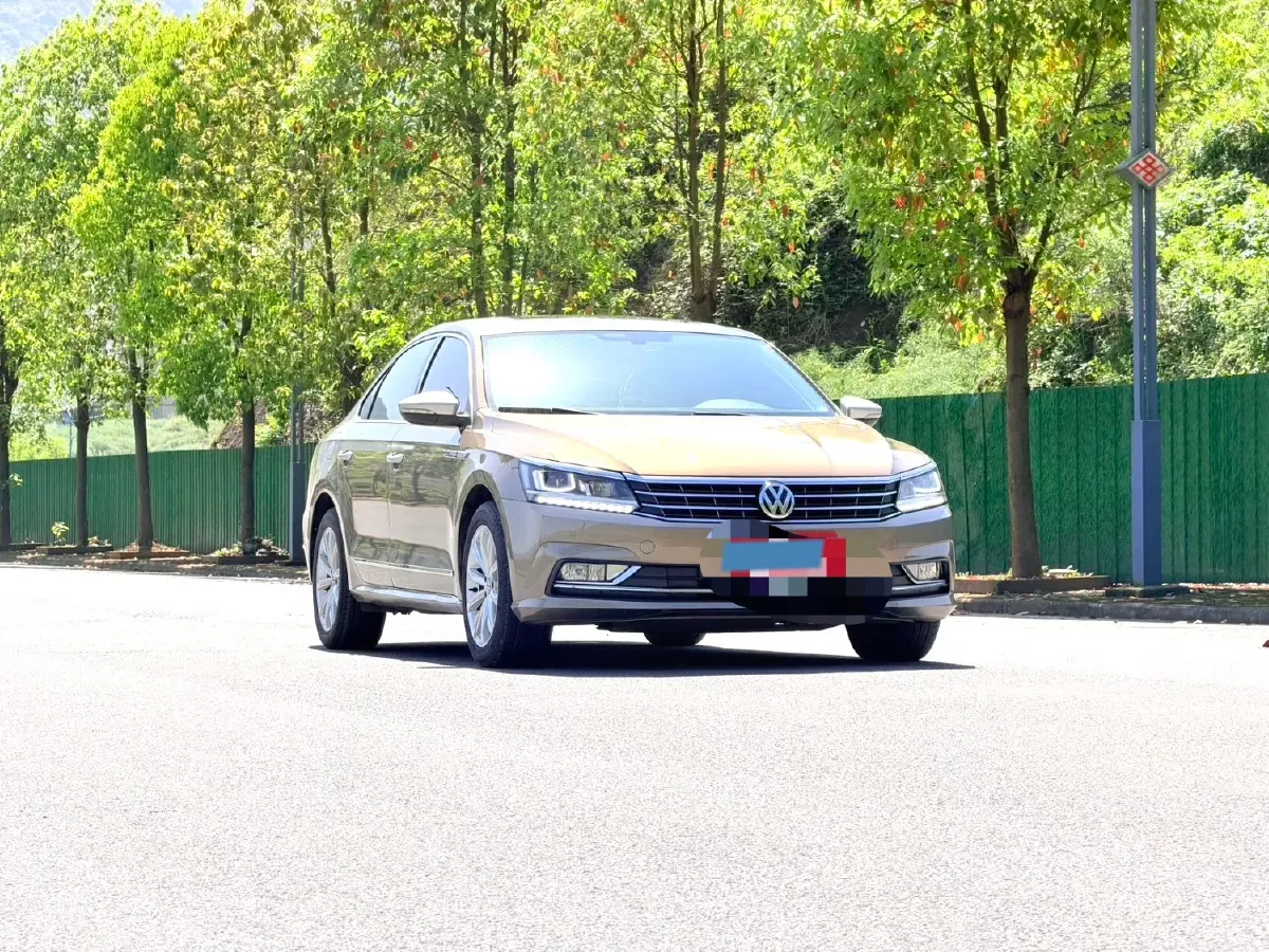 2017 Volkswagen Passat 1.8T 180HP L4 7DCT,autocango,china used car exporter,china ev exporter,chinese used car exporter,chinese used ev exporter