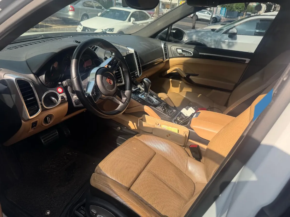 2016 Porsche Cayenne 3.0T 333HP V6 8AT,autocango,china used car exporter,china ev exporter,chinese used car exporter,chinese used ev exporter