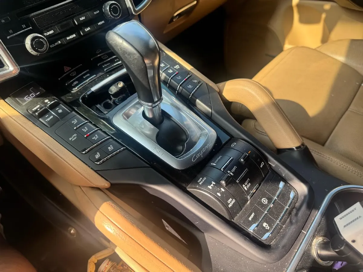 2016 Porsche Cayenne 3.0T 333HP V6 8AT,autocango,china used car exporter,china ev exporter,chinese used car exporter,chinese used ev exporter