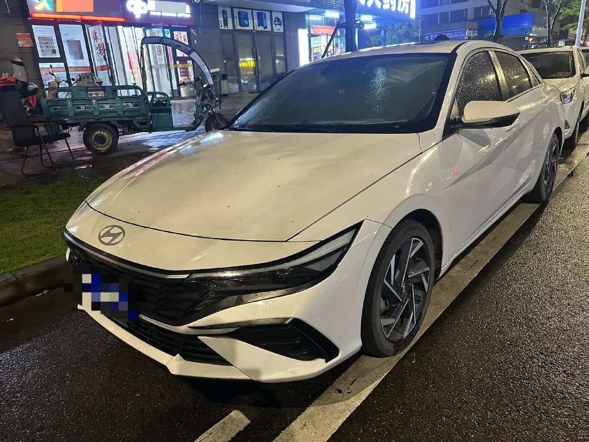 2022 Hyundai Elantra 1.5L 115HP L4 CVT,autocango,china used car exporter,china ev exporter,chinese used car exporter,chinese used ev exporter