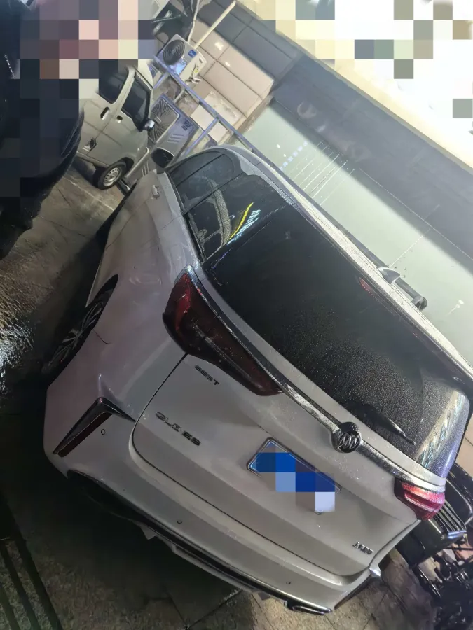 2022 Buick GL8 2.0T 237HP L4 9AT,autocango,china used car exporter,china ev exporter,chinese used car exporter,chinese used ev exporter