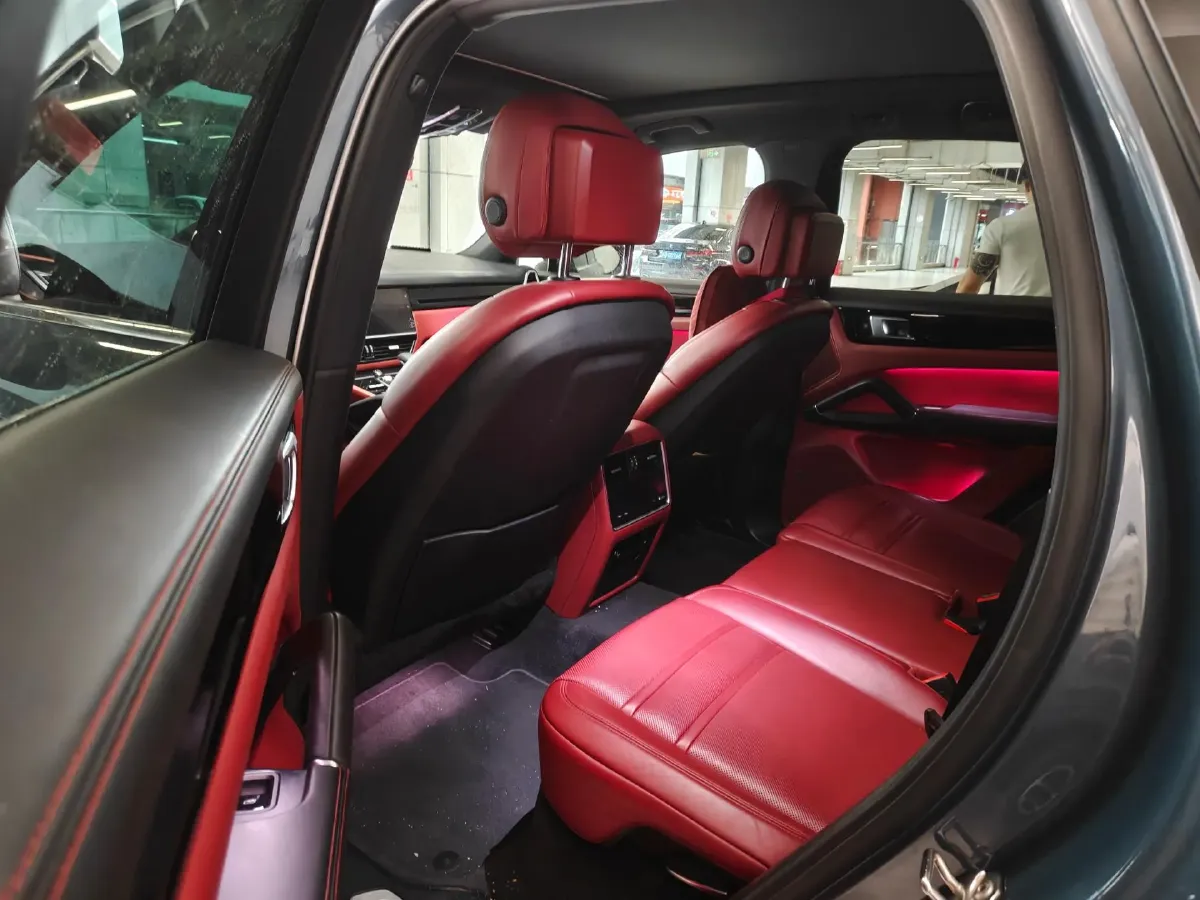 2018 Porsche Cayenne 3.0T 340HP V6 8AT,autocango,china used car exporter,china ev exporter,chinese used car exporter,chinese used ev exporter