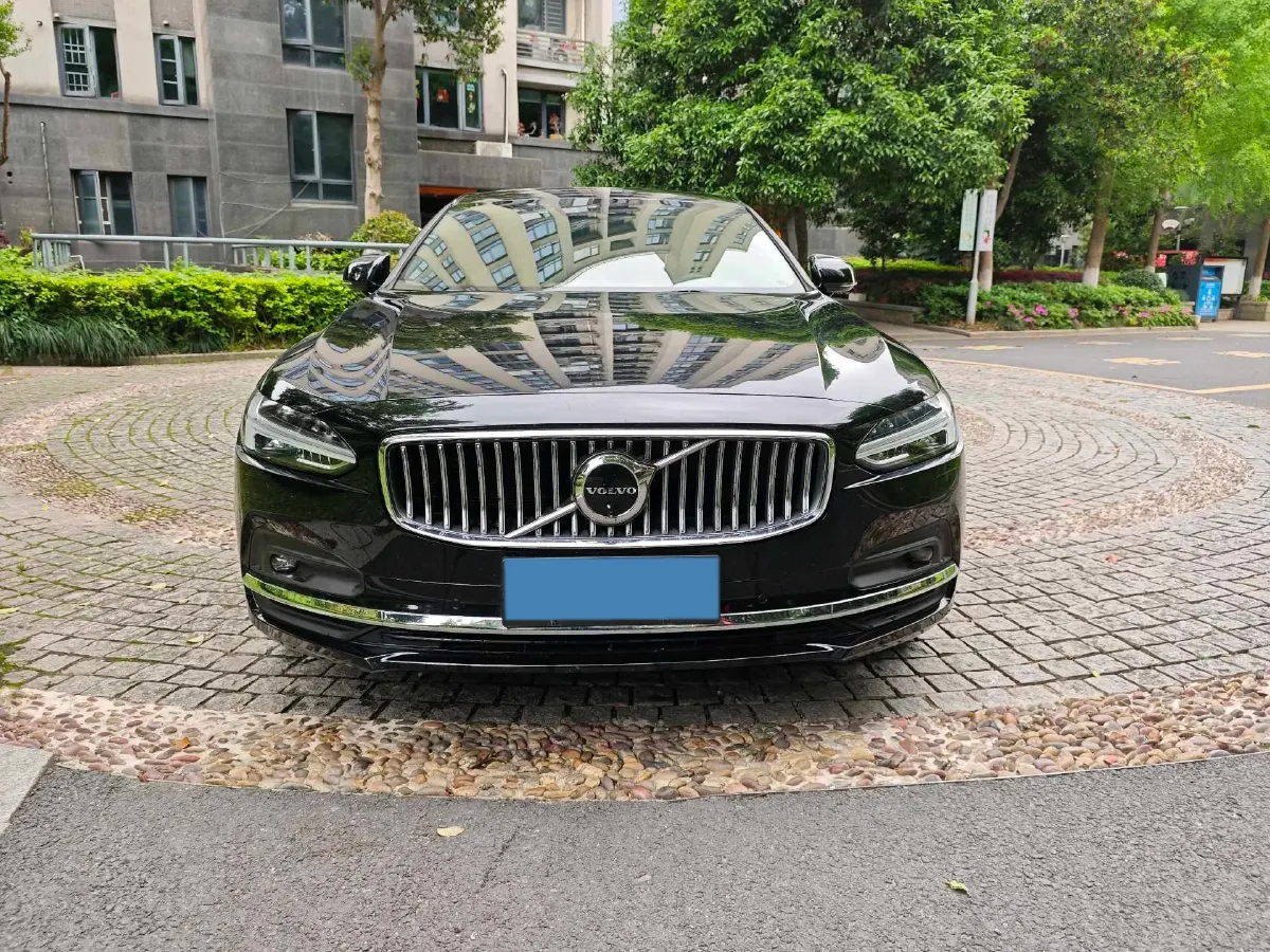 2021 Volvo S90 2.0T 250HP L4 8AT,autocango,china used car exporter,china ev exporter,chinese used car exporter,chinese used ev exporter