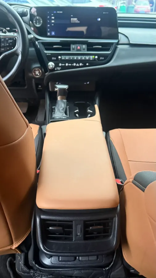 2022 Lexus ES 2.0L 173HP L4 CVT,autocango,china used car exporter,china ev exporter,chinese used car exporter,chinese used ev exporter