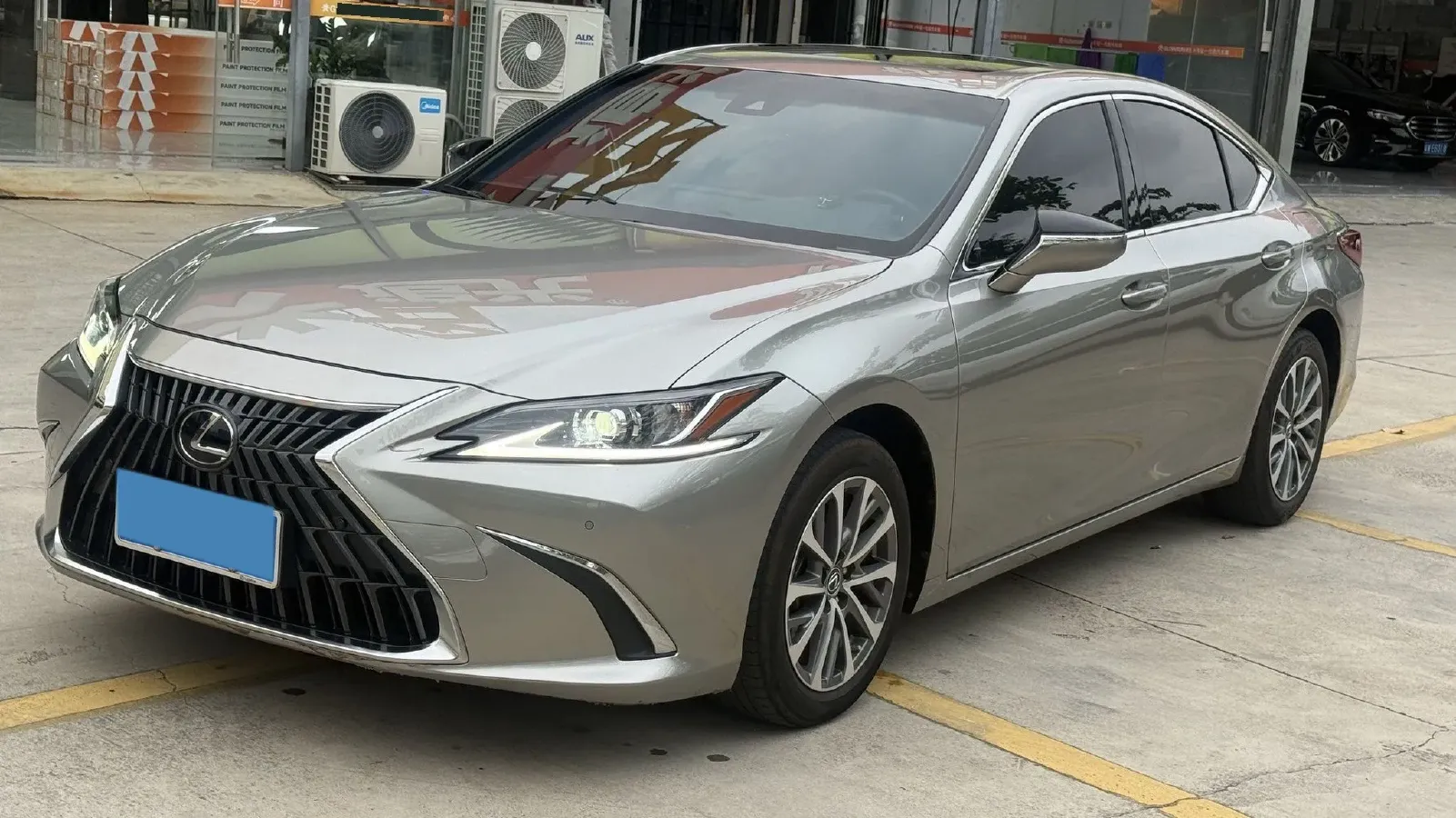 2022 Lexus ES 2.0L 173HP L4 CVT,autocango,china used car exporter,china ev exporter,chinese used car exporter,chinese used ev exporter