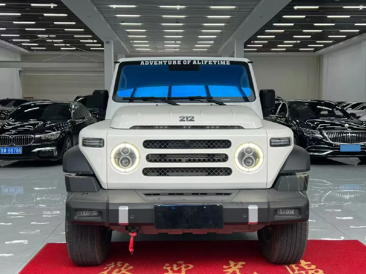 2025 212 212 T01 2.0T 170HP L4 8AT,autocango,china used car exporter,china ev exporter,chinese used car exporter,chinese used ev exporter