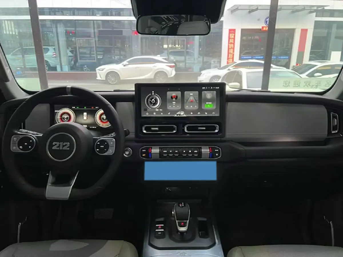 2025 212 212 T01 2.0T 170HP L4 8AT,autocango,china used car exporter,china ev exporter,chinese used car exporter,chinese used ev exporter