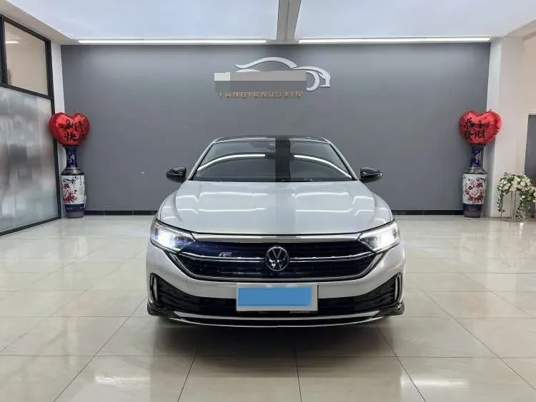 2023 Volkswagen Sagitar 1.5T 160HP L4 7DCT,autocango,china used car exporter,china ev exporter,chinese used car exporter,chinese used ev exporter