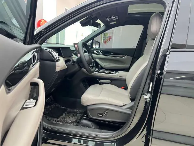 2025 Geely StarRay 1.5T 181HP L4 7DCT,autocango,china used car exporter,china ev exporter,chinese used car exporter,chinese used ev exporter