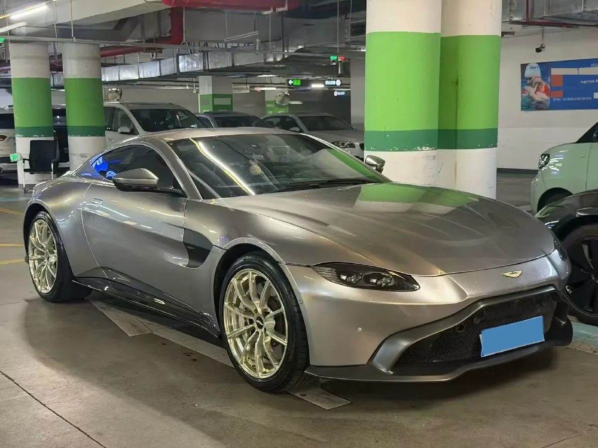2018 Aston Martin V8 Vantage 4.0T 510HP V8 8AT,autocango,china used car exporter,china ev exporter,chinese used car exporter,chinese used ev exporter